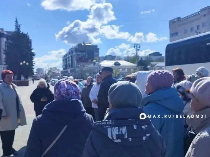 Активисты серебряного возраста знакомятся с современным Белгородом  .